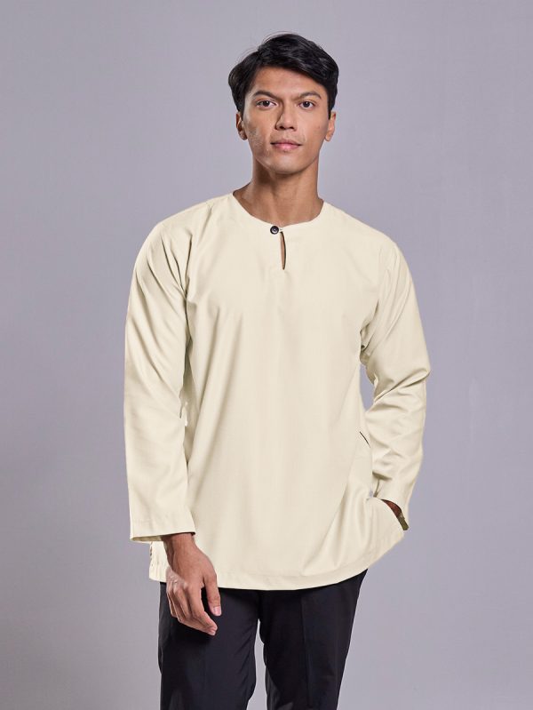 Kurta Tuah in Soft Yellow